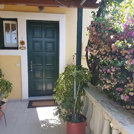 Rema Lägenhet Acharavi (Corfu)